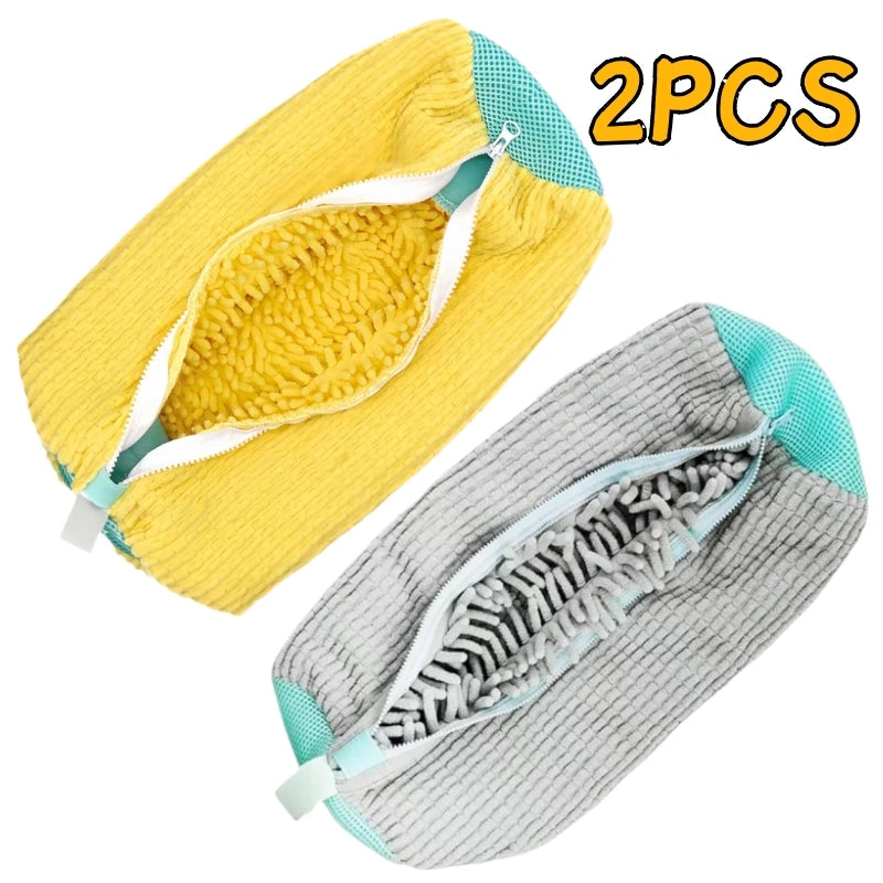Practical shoe washing bag with accompanying brush. Prime Pick